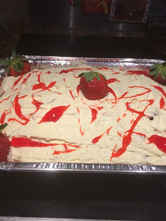 A picture of Strawberry Poke Cake😍.