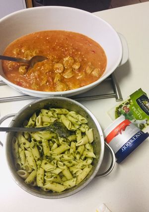 A picture of Creamy Pesto Pasta Bake.