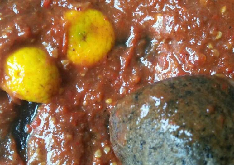 Langkah Mudah untuk Menyiapkan Sambal Jeruk, Enak