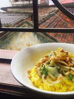 Hình của món Cơm gà cho ngày mưa.
