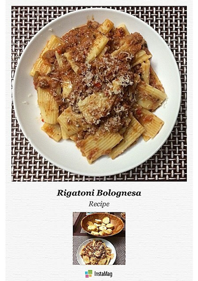 Una foto de Rigatoni bolognesa
