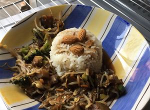 Una foto de Chop Suey vegano