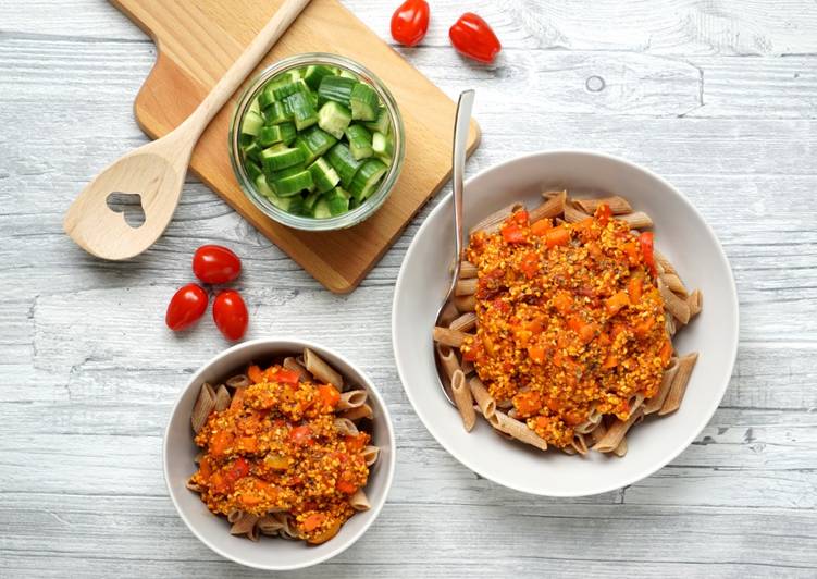 SÜCHTIG MACHEN! geheime Rezepte macht Vegetarische Süßlupinen-Bolognese mit Karotten