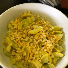 A picture of Sunshiny Summer Salad.