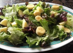 Foto principal de Ensalada de hoja de roble, y fruta
