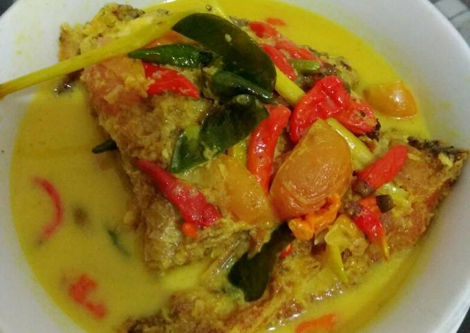 Bagaimana Membuat Gurame kuah kuning yang Enak