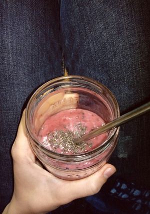Smoothie bogyós gyümölcsökkel recept fotója