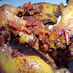 A picture of Wet fried chicken.