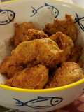 Chicken pakoras (fried chicken bites)