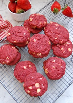Foto resep Red velvet white chocolate cookies