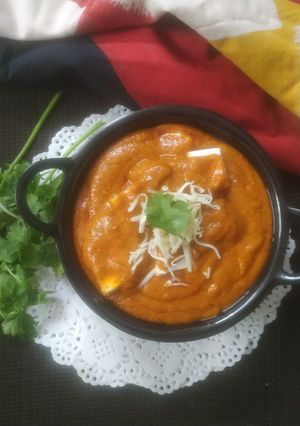 પનીર લબાબદાર (Paneer Lababdar Recipe In Gujarati) રેસીપી મુખ્ય ફોટો