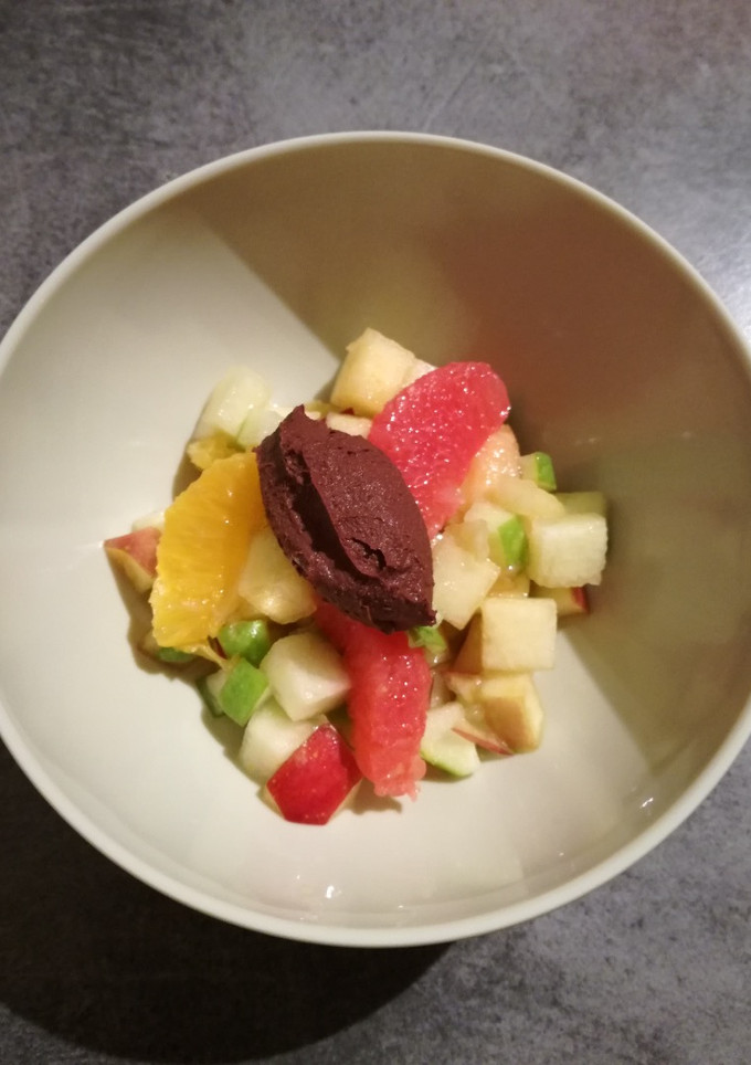 Una foto de Ensalada de frutas festiva