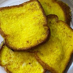 A picture of Egg bread.
