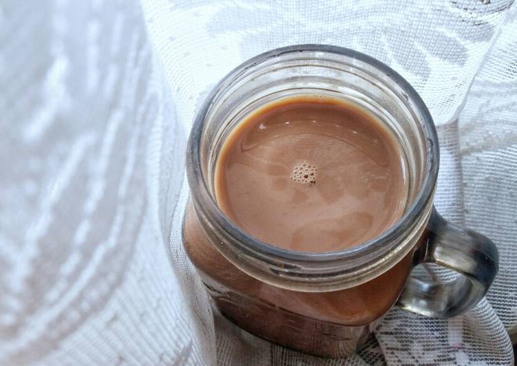 Steps to Make Favorite Chocolate Milk Tea