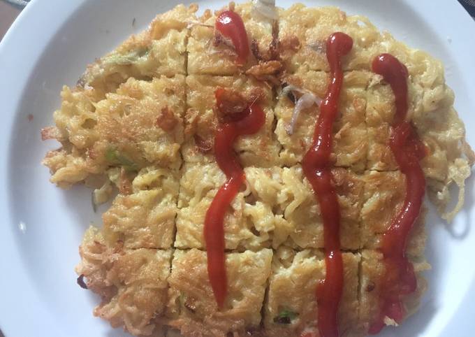 Resep Martabak Mie Instan Oleh Reihan Zaharani Cookpad