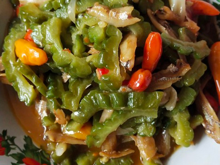 Langkah Mudah untuk Membuat Tumis Pare Teri, Bisa Manjain Lidah