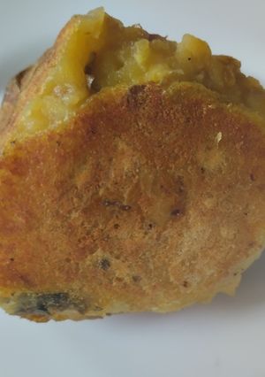 Una foto de Papas rellenas de carne molida y huevo🍳🥔🥩