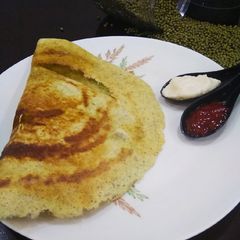 Pesarttu (moong daal dosa) A picture of Pesarttu (moong daal dosa).