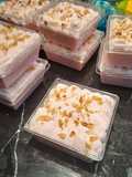 Puding Whipcream Stroberi