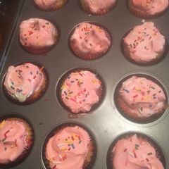 A picture of Jello cupcakes.