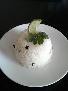 Una foto de Arroz al limón con cilantro