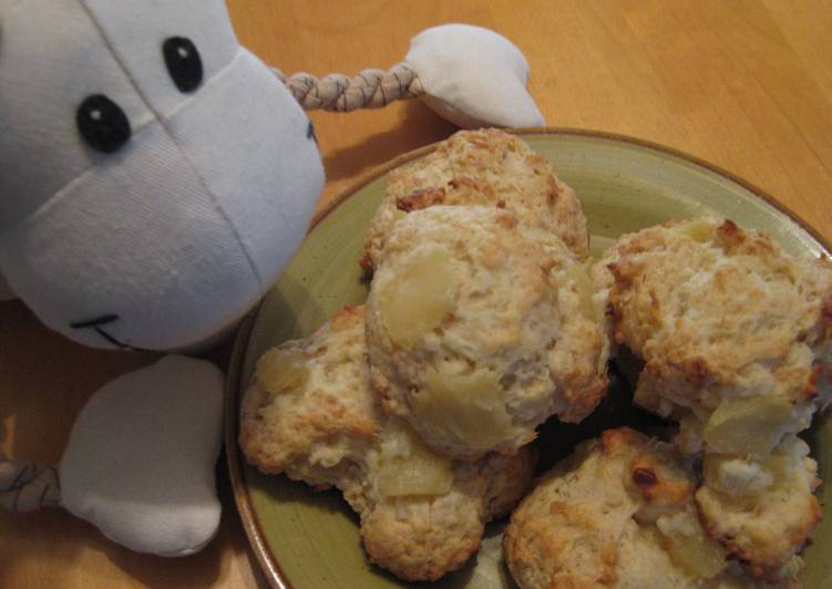 How to Make Homemade Pineapple & Coconut Sausage Biscuit (Scone)