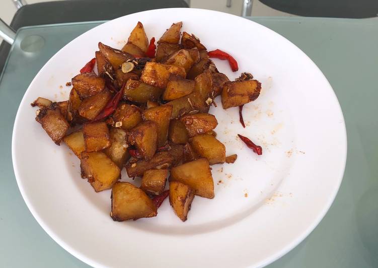 Resep Kentang Kecap Bawang Putih (Simple Cooking) yang Lezat