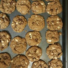 A picture of I want to marry you cookies.