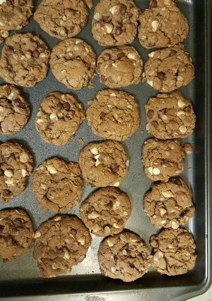 A picture of I want to marry you cookies.