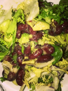 Una foto de Ensalada de judías rojas