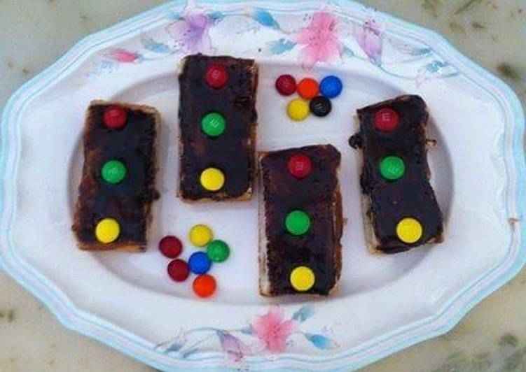 Recipe of Ultimate Traffic lights sandwiches for kids