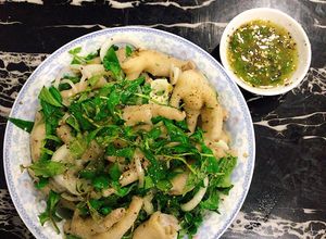 Hình của món Gỏi chân gà.