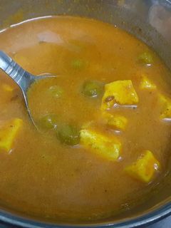 मटर पनीर (Matar paneer recipe in hindi) रेसिपी मुख्य फोटो