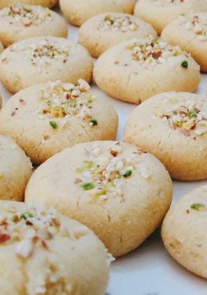 A picture of Dry Fruits Nan Khatai.