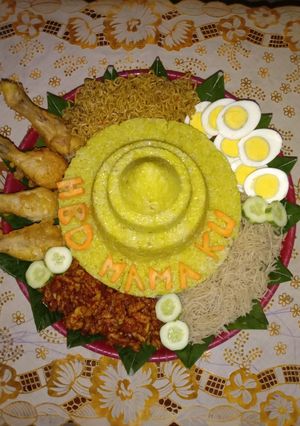 Foto resep 21.Nasi tumpeng