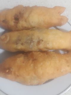 صورة لوصفة معجنات السمبوسك بشكل سمكه 😅🐟🐟
