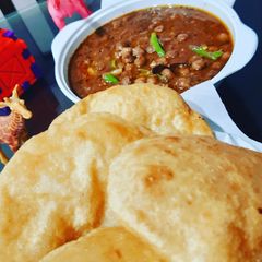 A picture of Chole bhature(wheat bhatura).