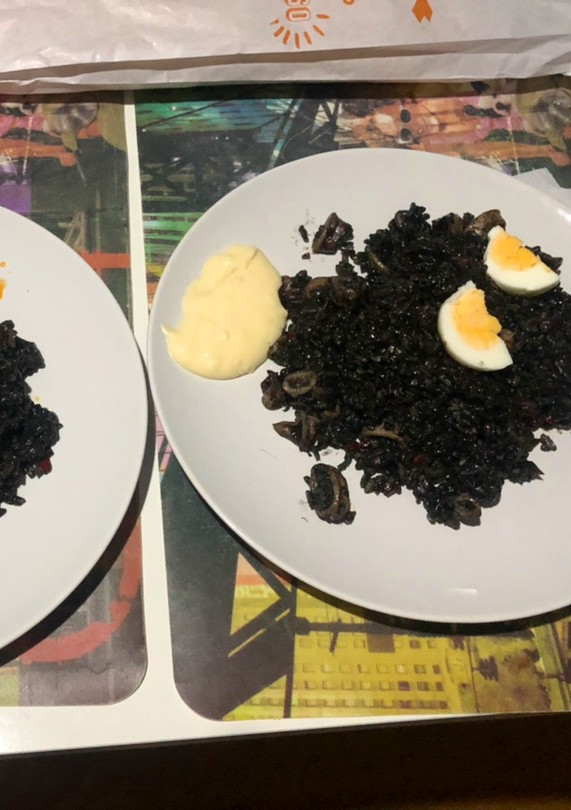 Una foto de Arroz negro