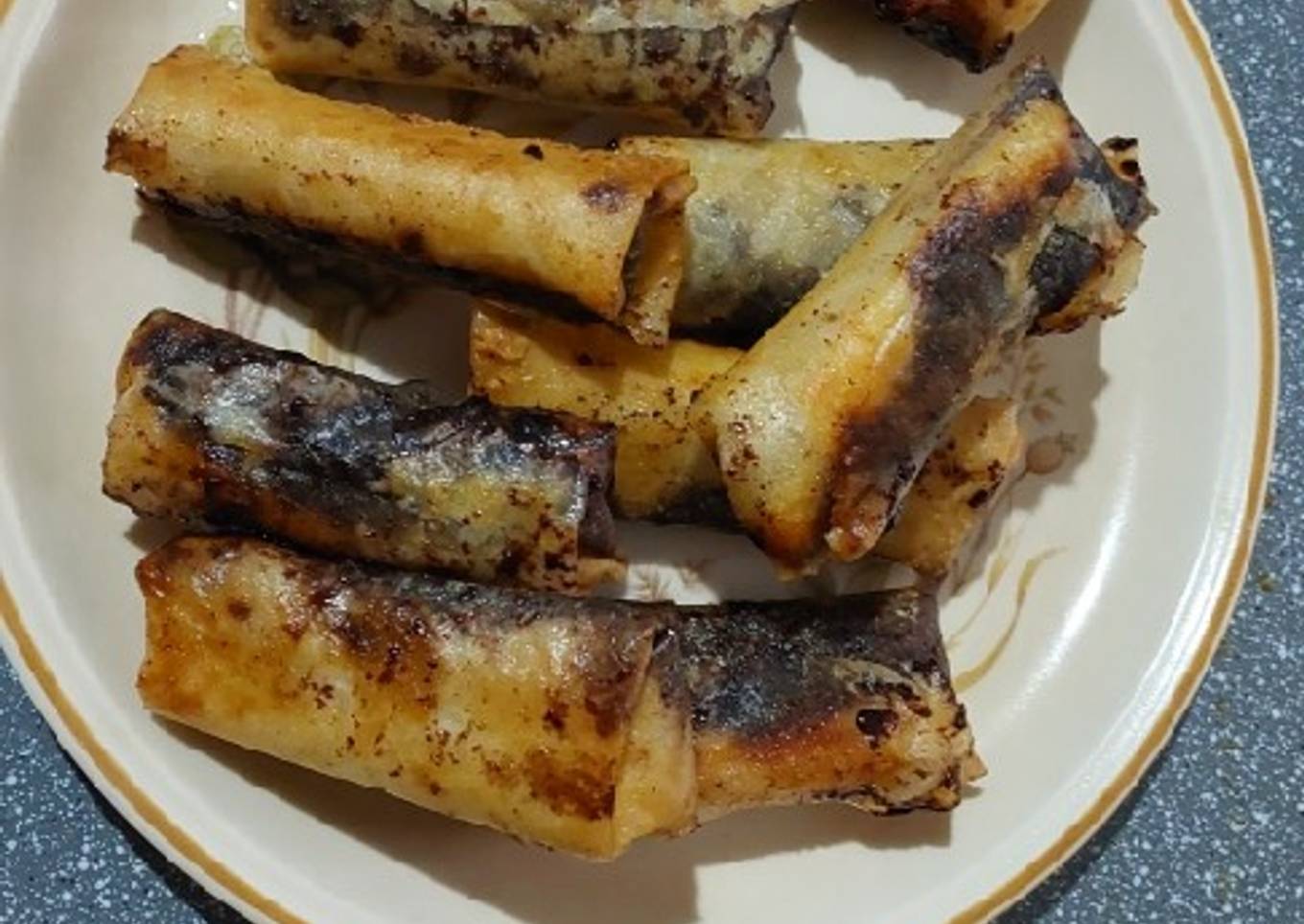 Lumpia pisang coklat keju