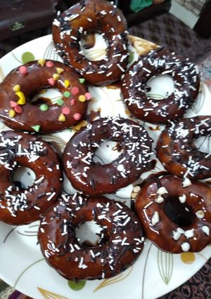 A picture of Chocolate Donuts.