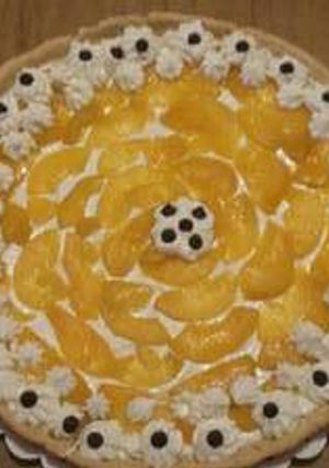 Una foto de Tarta de durazno con crema