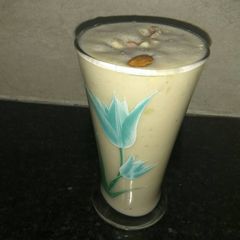 A picture of Banana and Almond milkshake.