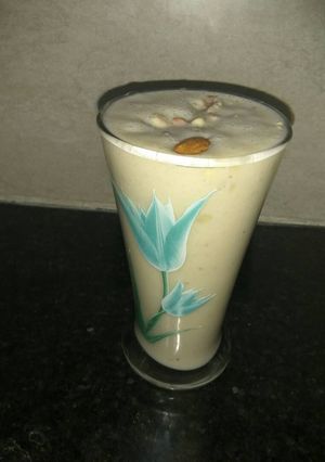 A picture of Banana and Almond milkshake.