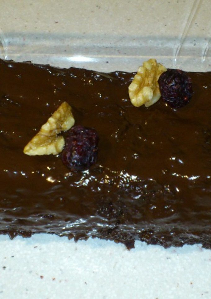 Una foto de Tarta de chocolate y nueces, sin harina (microondas)