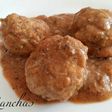 Albóndigas de ternera con salsa de cebolla y setas