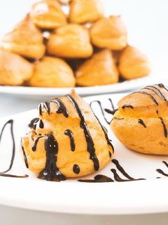 Profiterol vaníliás krémmel, glutén és tejmentesen recept fotója