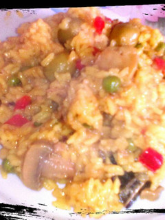 Una foto de Arroz al estilo abuela🥘