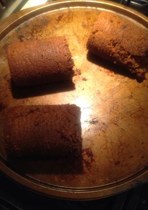 A picture of Boston brown bread.