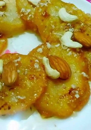 A picture of Apple Jalebi.