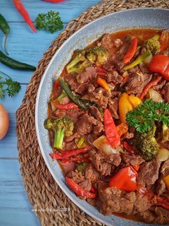 Foto resep Oseng-oseng Daging Sapi Pedas